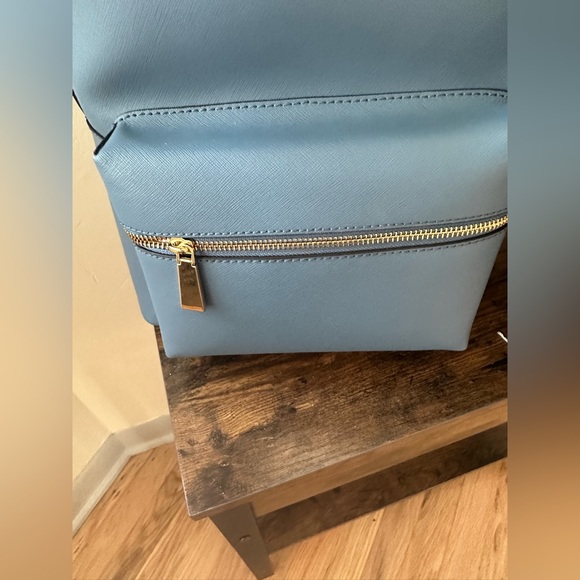 NWT! Michael Kors Sally Medium Saffiano Leather 2-In-1 Backpack with print case - Picture 5 of 12